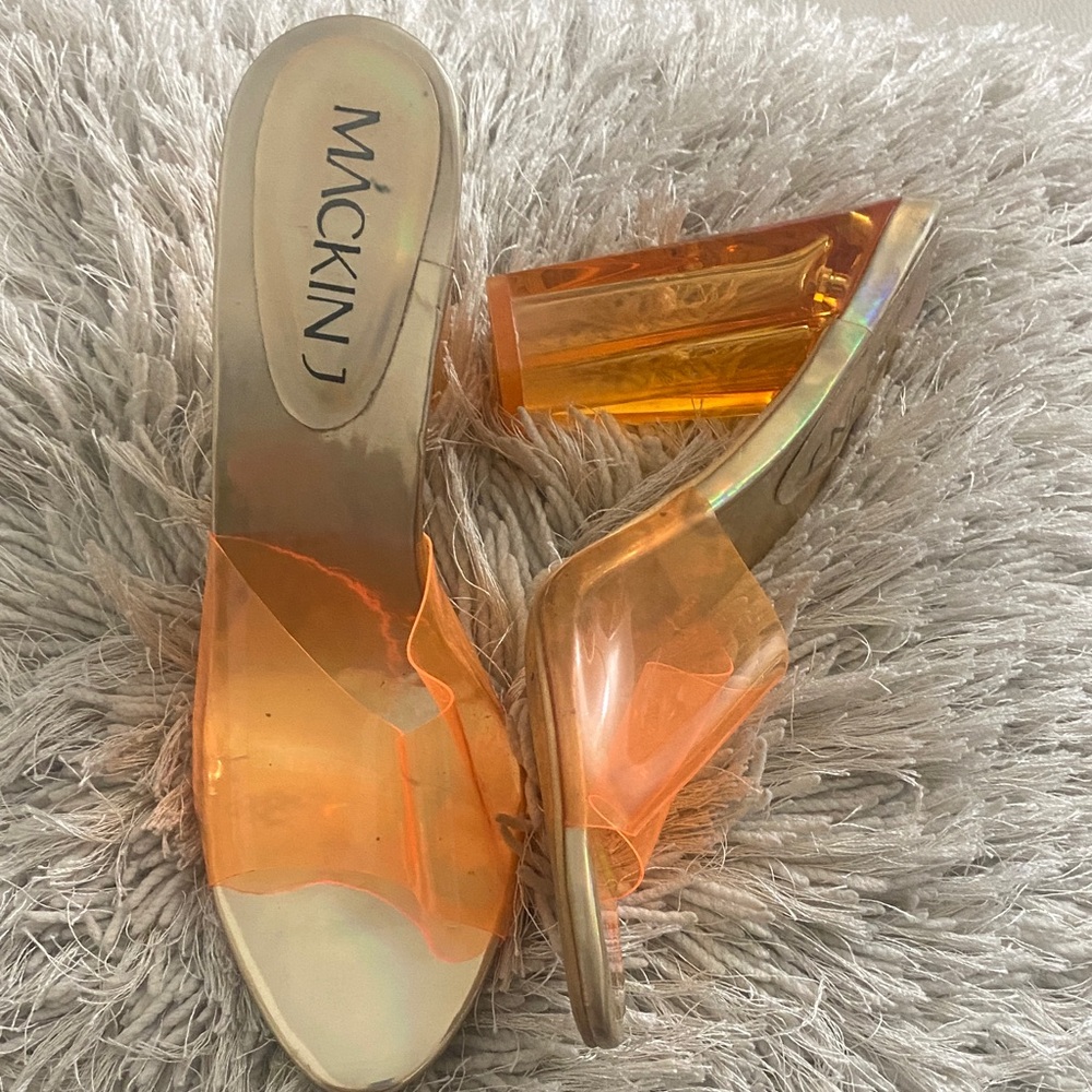 Mackin J Women's Transparent Orange Heels